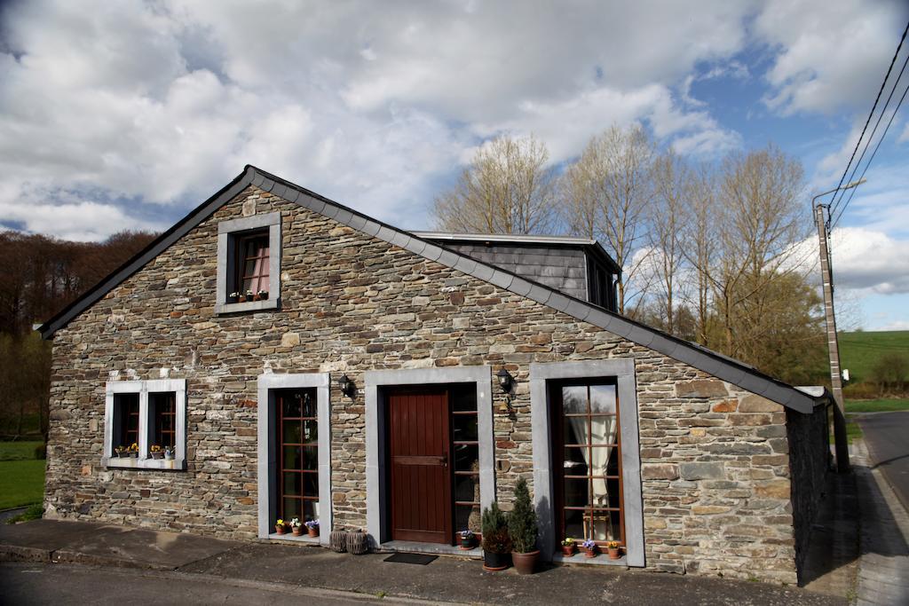Une Parenthese En Ardenne Nollevaux 部屋 写真
